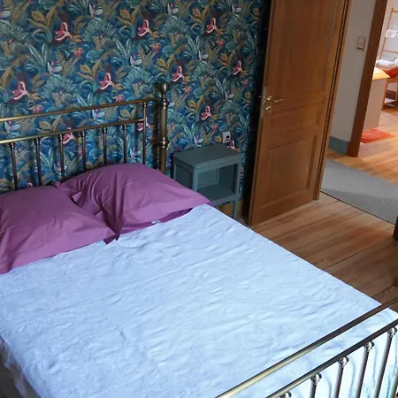 Au Coq Bleu Guest house Mareugheol