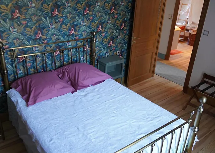 Au Coq Bleu Guest house Mareugheol